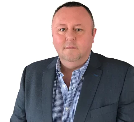 CR_Headshot_Main Chris Rumney